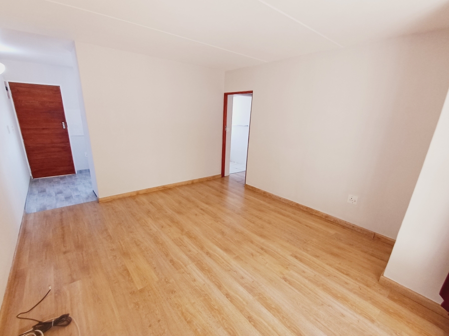 1 Bedroom Property for Sale in Erasmuskloof Gauteng