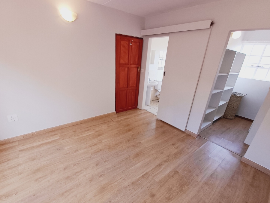 1 Bedroom Property for Sale in Erasmuskloof Gauteng