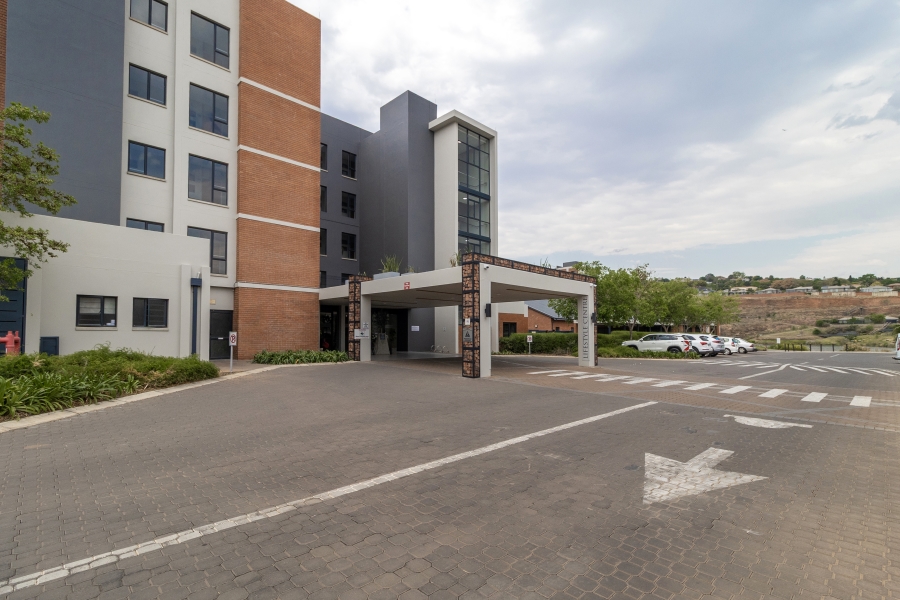 1 Bedroom Property for Sale in Waterkloof Ridge Gauteng