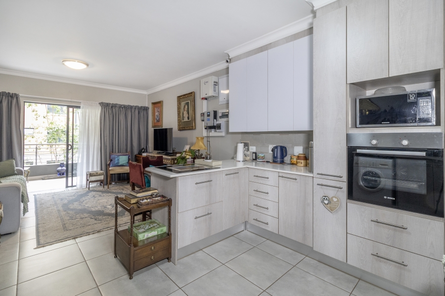 1 Bedroom Property for Sale in Waterkloof Ridge Gauteng