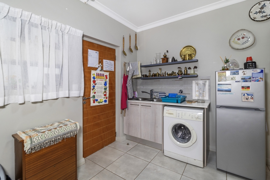 1 Bedroom Property for Sale in Waterkloof Ridge Gauteng