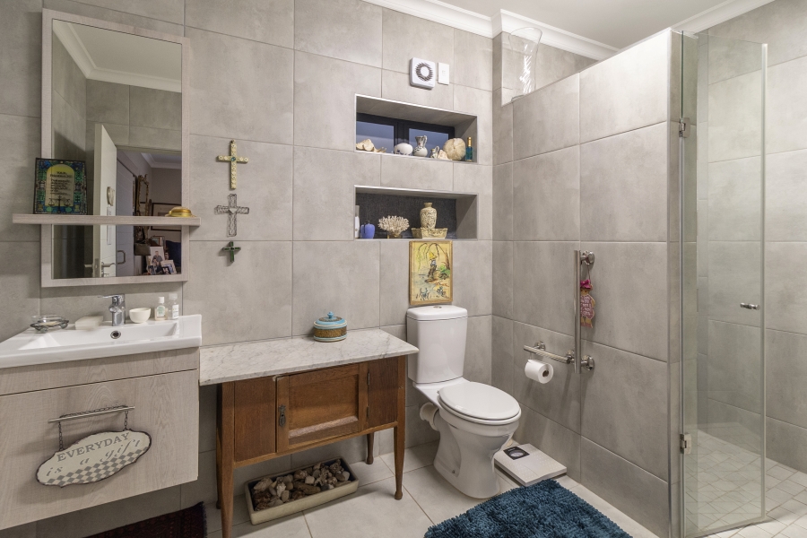 1 Bedroom Property for Sale in Waterkloof Ridge Gauteng