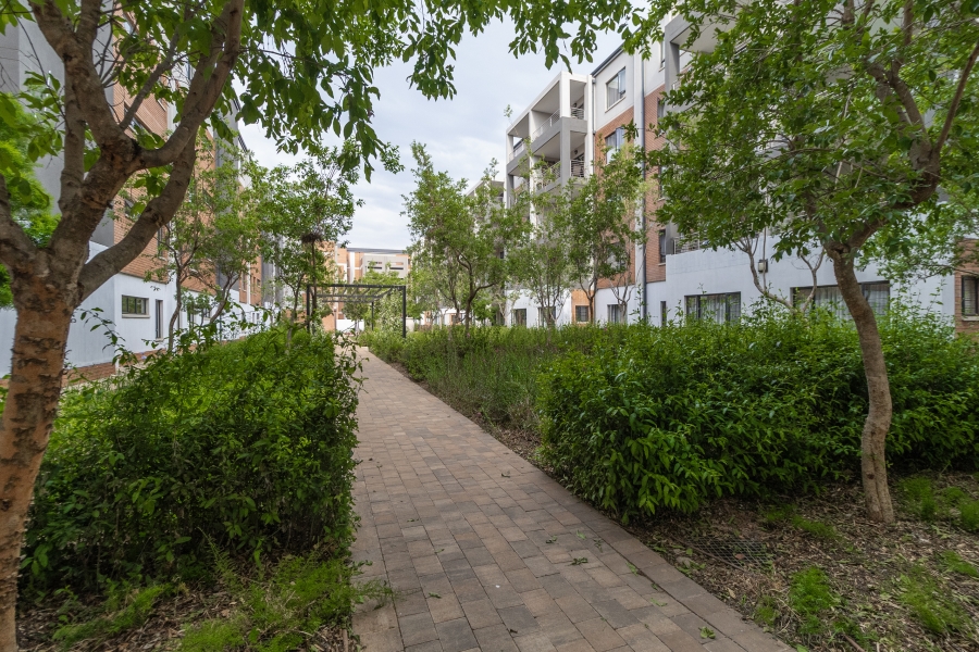 1 Bedroom Property for Sale in Waterkloof Ridge Gauteng