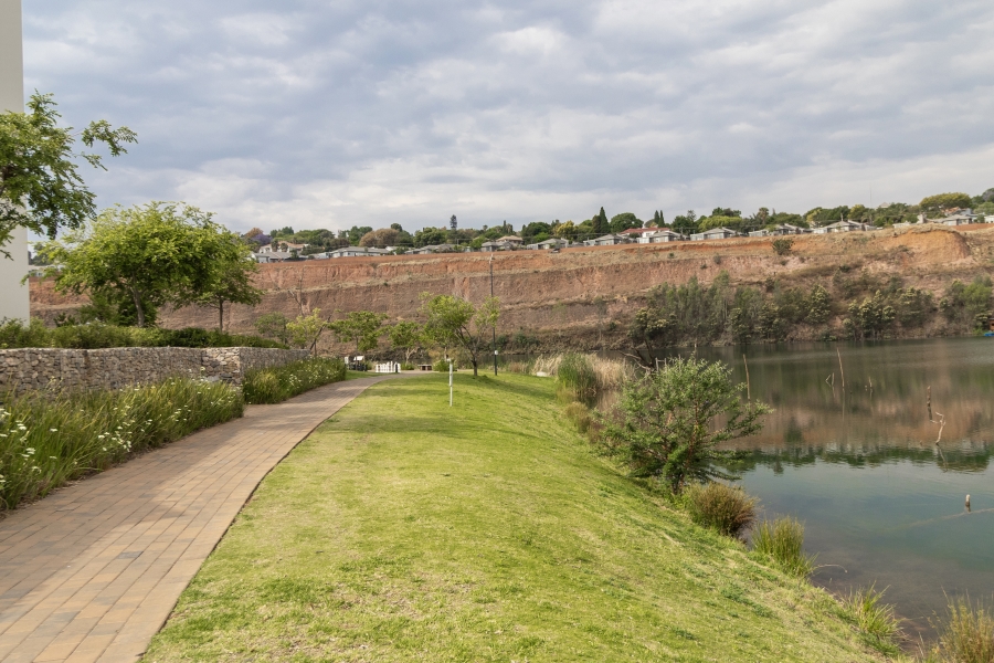 1 Bedroom Property for Sale in Waterkloof Ridge Gauteng