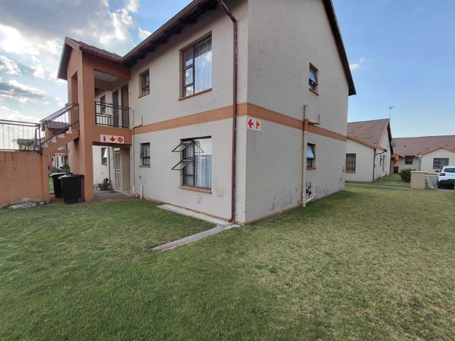 2 Bedroom Property for Sale in Parkrand Gauteng