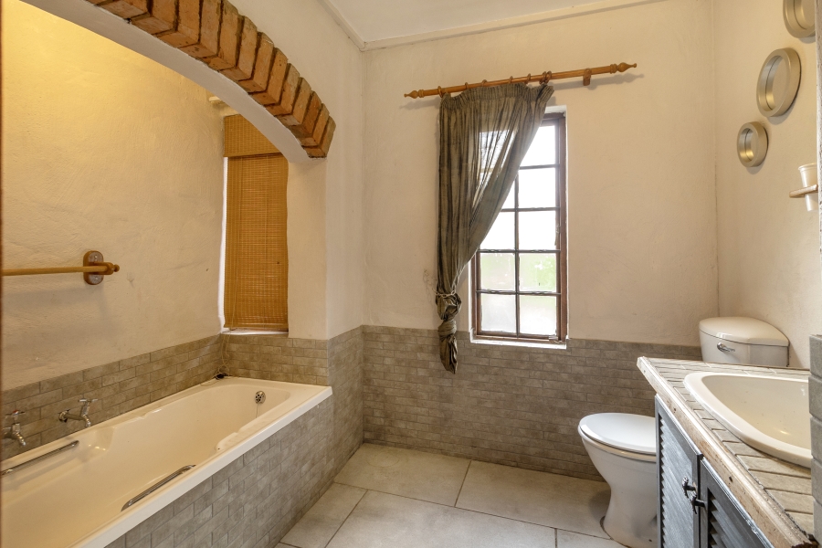 3 Bedroom Property for Sale in Waterkloof Ridge Gauteng