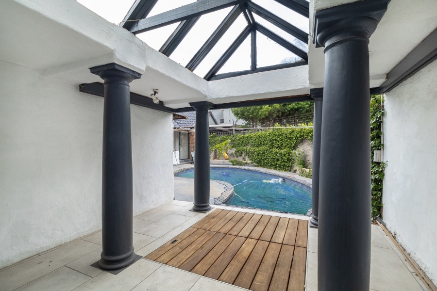 3 Bedroom Property for Sale in Waterkloof Ridge Gauteng