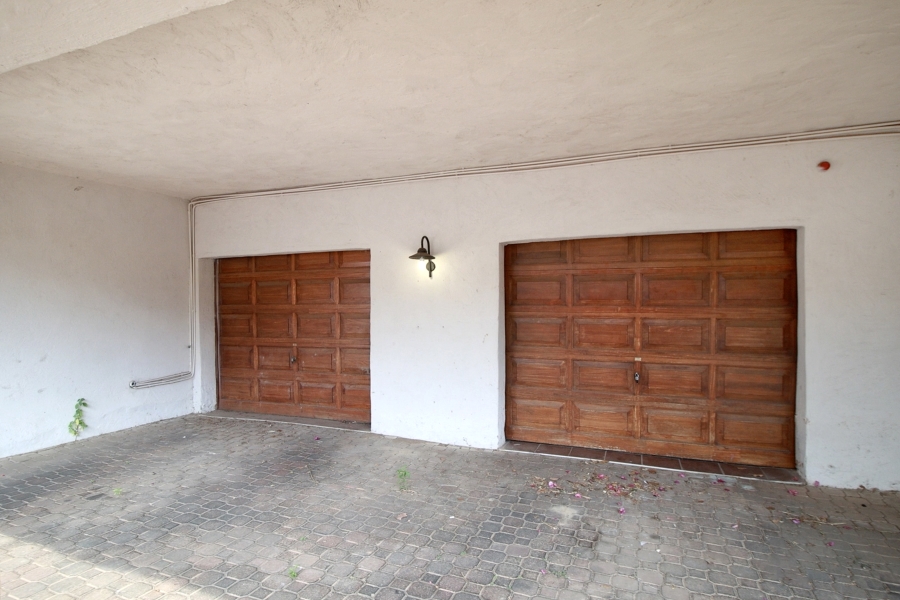 3 Bedroom Property for Sale in Waterkloof Ridge Gauteng