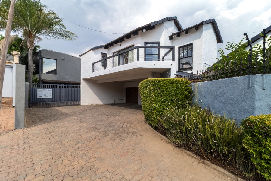 3 Bedroom Property for Sale in Waterkloof Ridge Gauteng