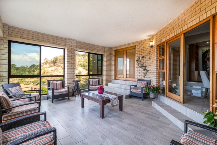 4 Bedroom Property for Sale in Helderkruin Gauteng