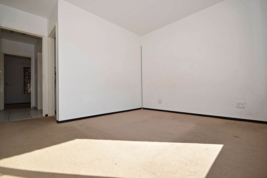 2 Bedroom Property for Sale in Honeydew Gauteng