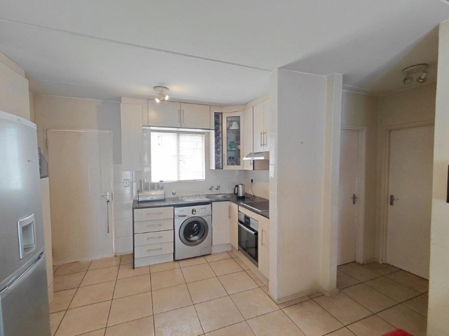 2 Bedroom Property for Sale in Klippoortje Gauteng