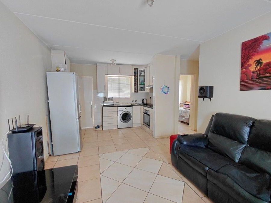 2 Bedroom Property for Sale in Klippoortje Gauteng