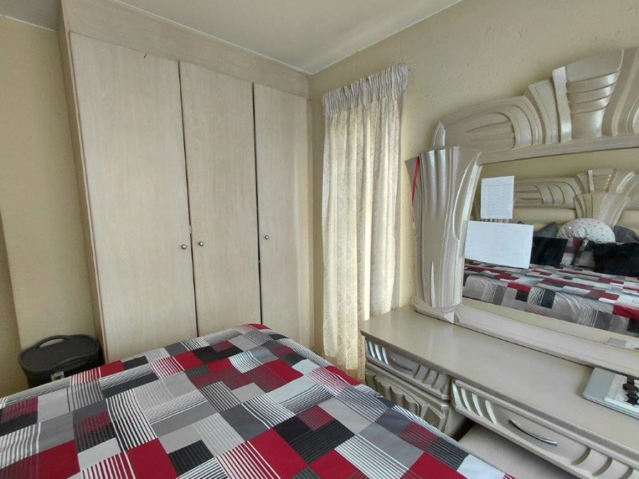 2 Bedroom Property for Sale in Klippoortje Gauteng