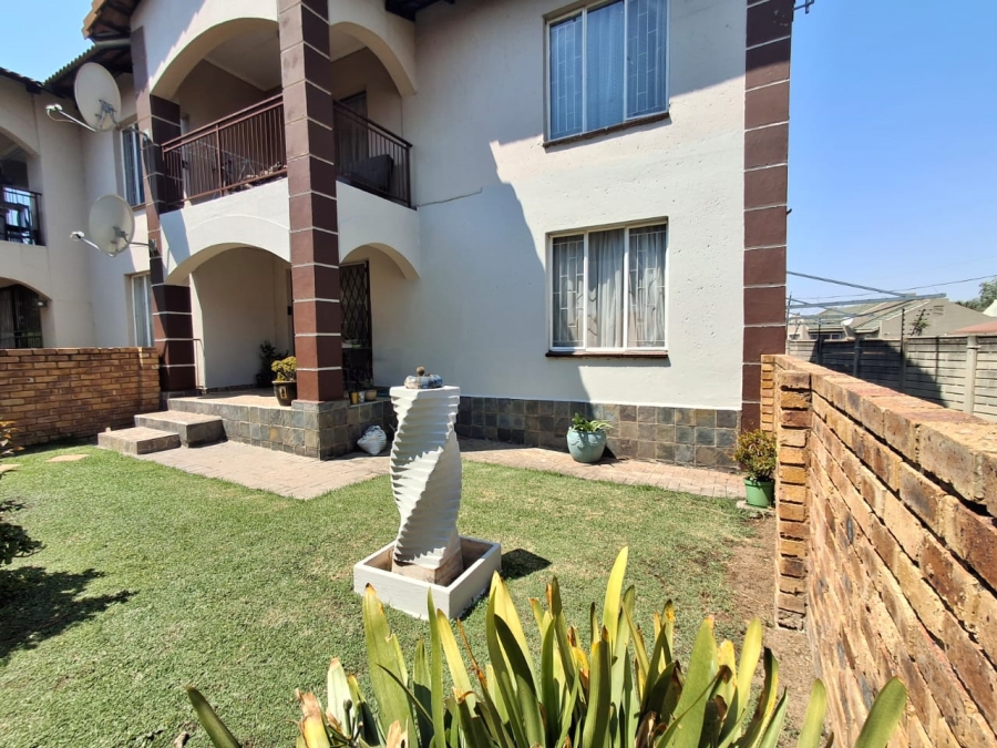 2 Bedroom Property for Sale in Dalpark Ext 1 Gauteng