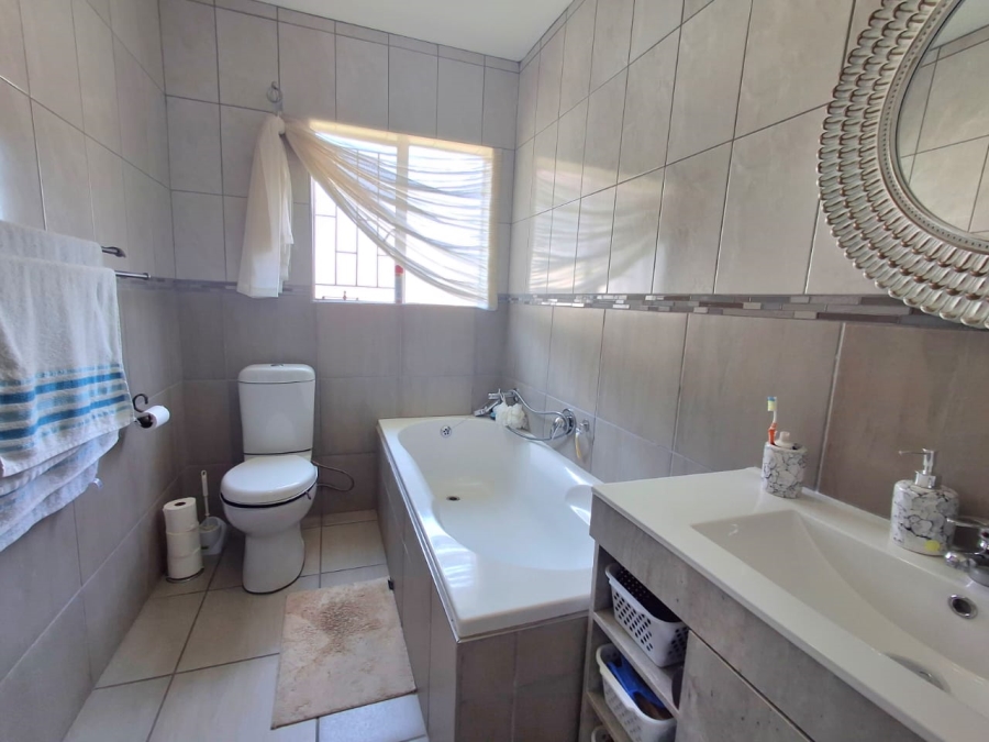 2 Bedroom Property for Sale in Dalpark Ext 1 Gauteng