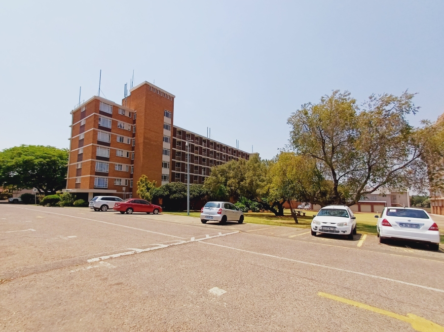 2 Bedroom Property for Sale in Elardus Park Gauteng