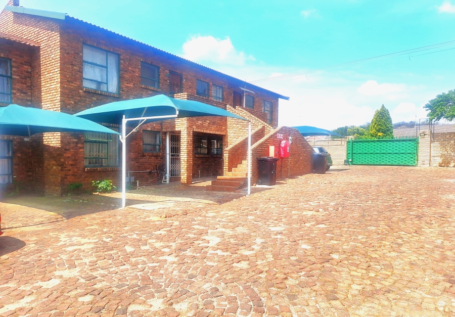 3 Bedroom Property for Sale in Suideroord Gauteng