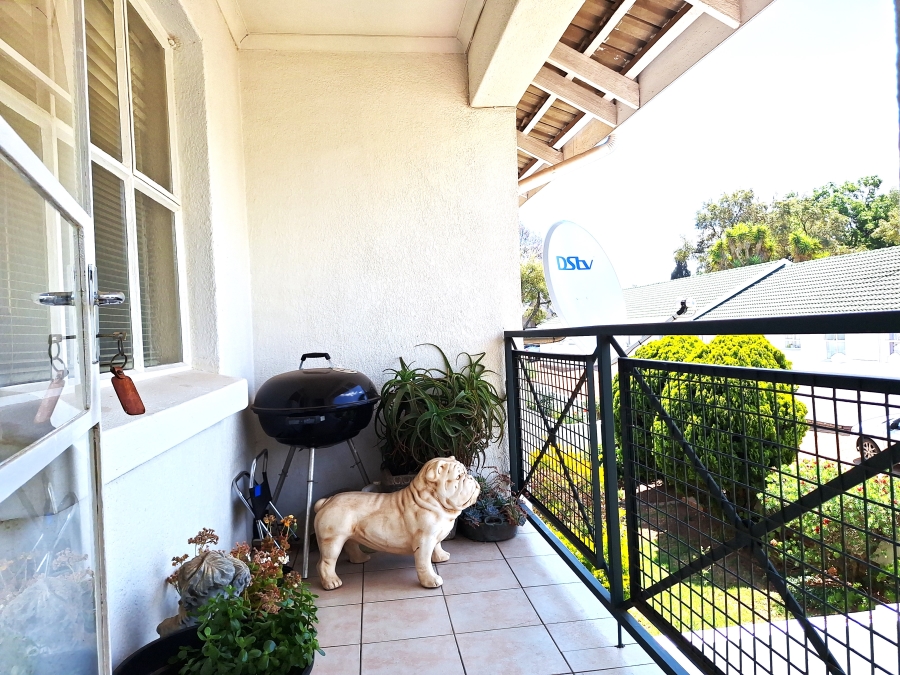 3 Bedroom Property for Sale in Discovery Gauteng