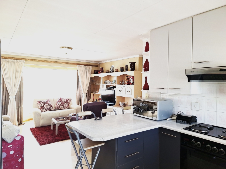 3 Bedroom Property for Sale in Discovery Gauteng