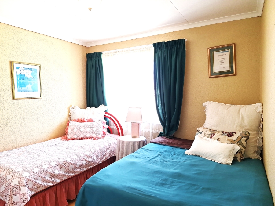 3 Bedroom Property for Sale in Discovery Gauteng