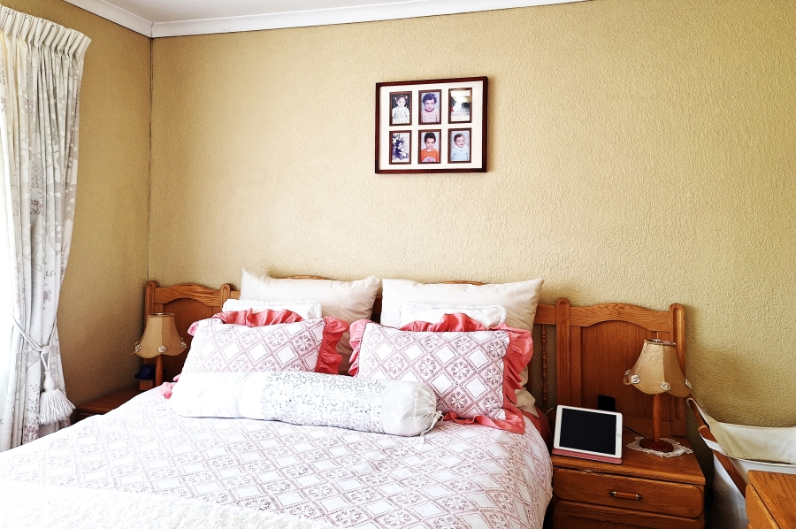 3 Bedroom Property for Sale in Discovery Gauteng