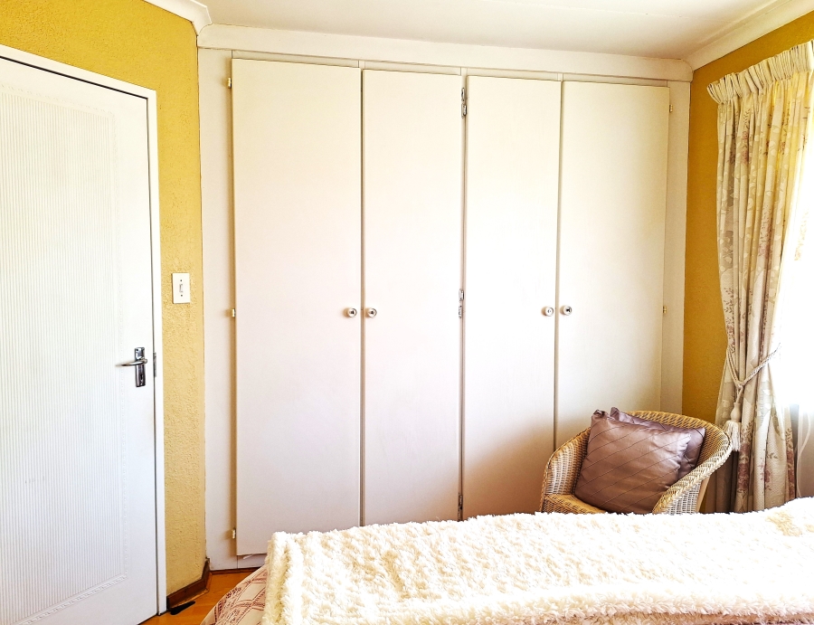 3 Bedroom Property for Sale in Discovery Gauteng