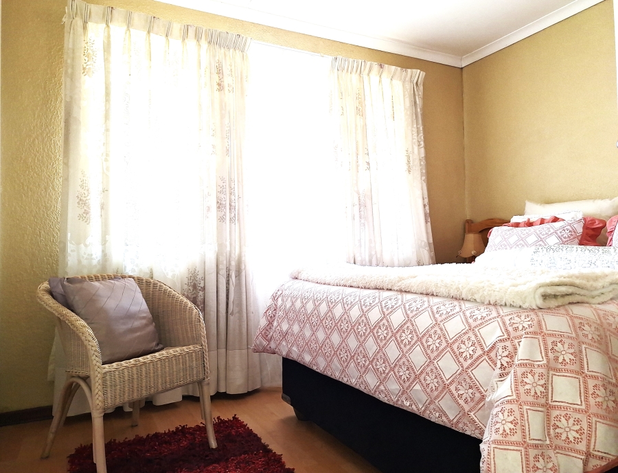 3 Bedroom Property for Sale in Discovery Gauteng