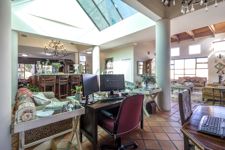 4 Bedroom Property for Sale in Moreleta Park Gauteng