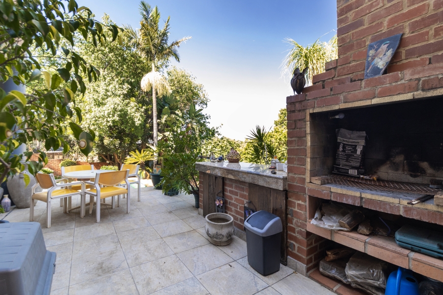 4 Bedroom Property for Sale in Moreleta Park Gauteng