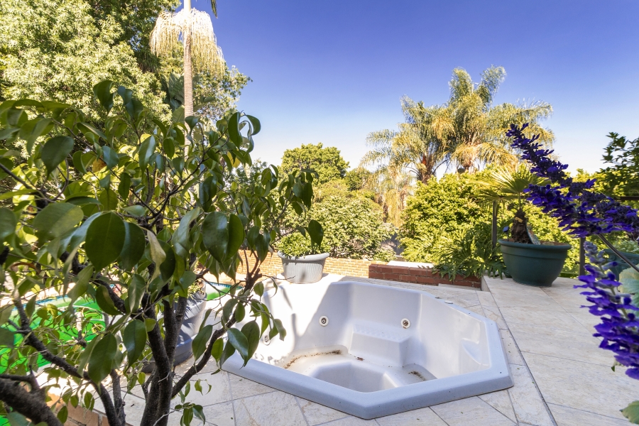 4 Bedroom Property for Sale in Moreleta Park Gauteng