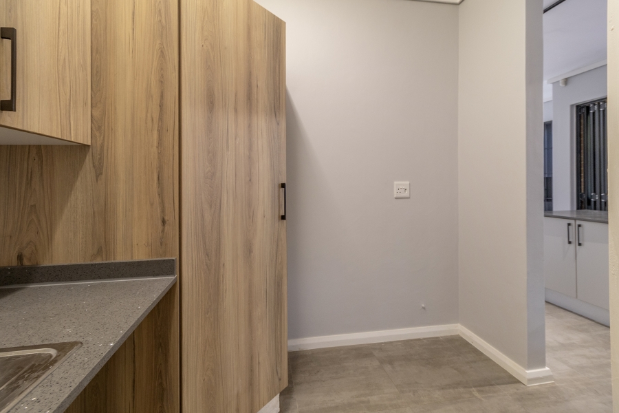 To Let 3 Bedroom Property for Rent in Ashlea Gardens Gauteng