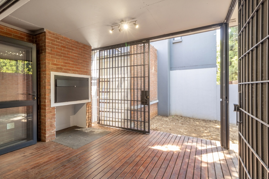 To Let 3 Bedroom Property for Rent in Ashlea Gardens Gauteng