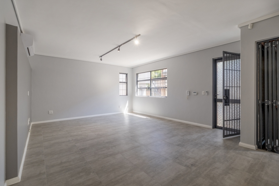 To Let 3 Bedroom Property for Rent in Ashlea Gardens Gauteng