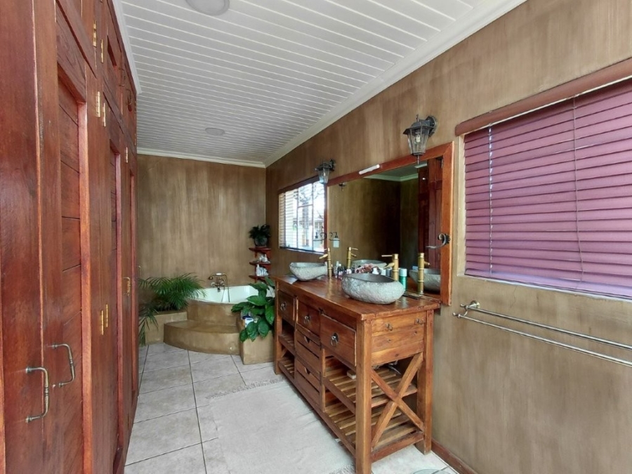 4 Bedroom Property for Sale in Libradene Gauteng