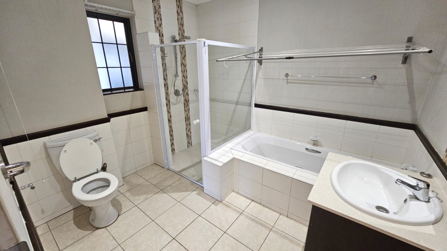 1 Bedroom Property for Sale in Rietvalleirand Gauteng