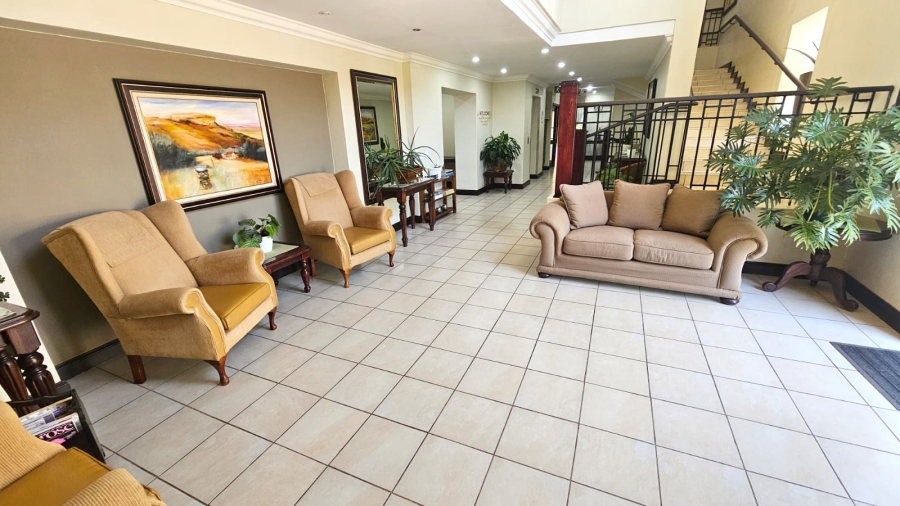 1 Bedroom Property for Sale in Rietvalleirand Gauteng