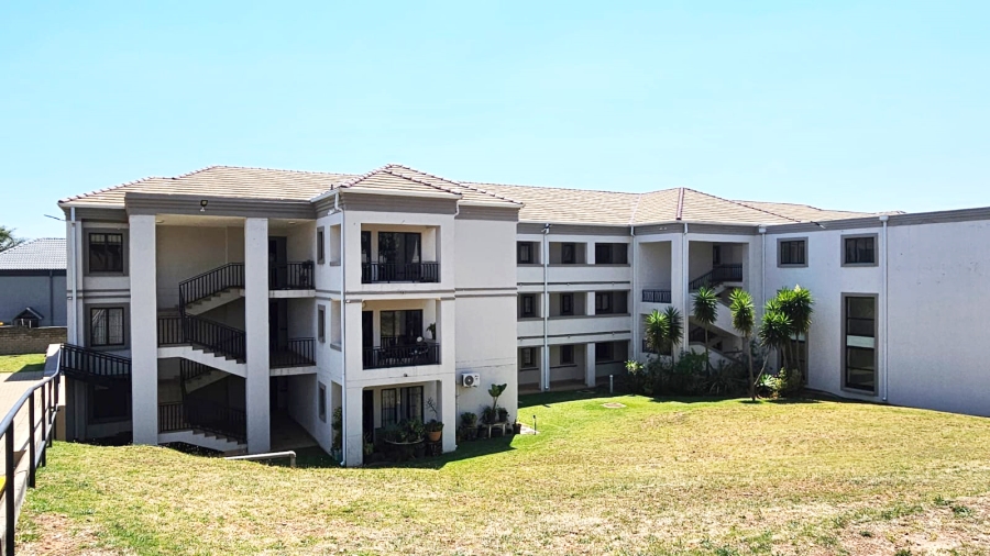 1 Bedroom Property for Sale in Rietvalleirand Gauteng