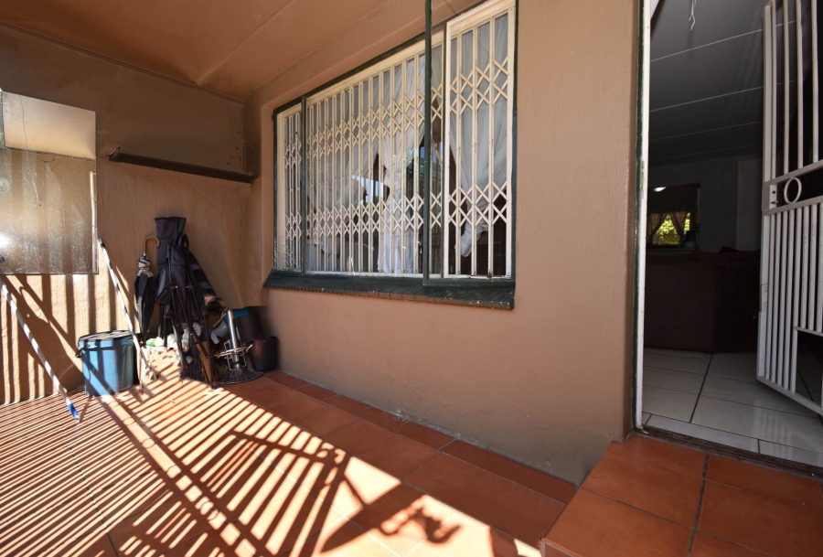 2 Bedroom Property for Sale in Boskruin Gauteng