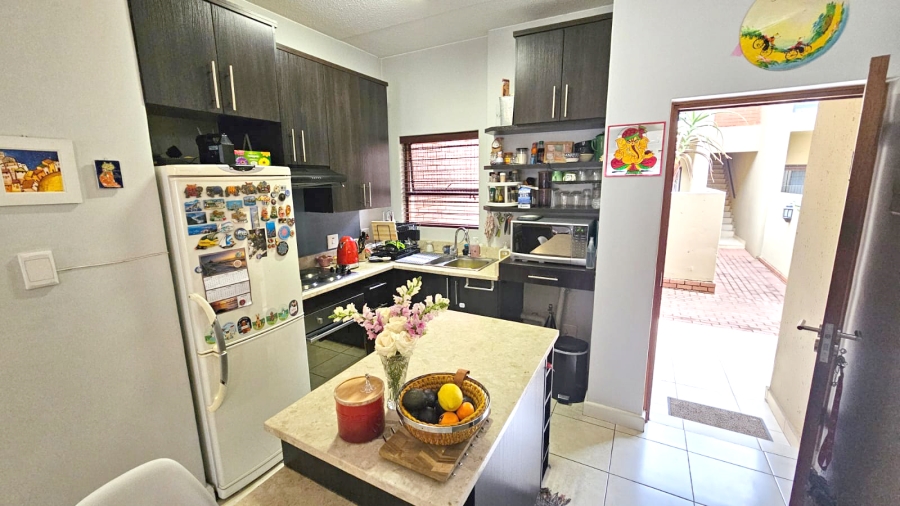 2 Bedroom Property for Sale in Pretorius Park Gauteng