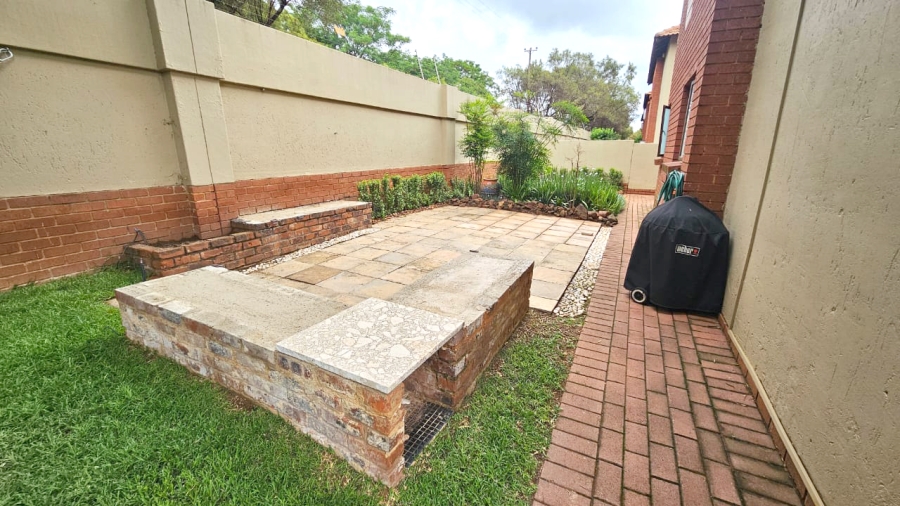 2 Bedroom Property for Sale in Pretorius Park Gauteng