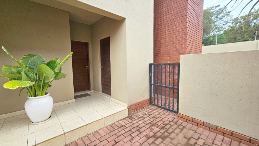 2 Bedroom Property for Sale in Pretorius Park Gauteng