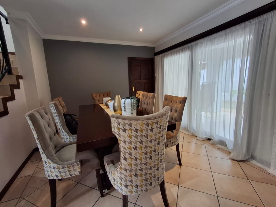 3 Bedroom Property for Sale in Sonneveld Gauteng