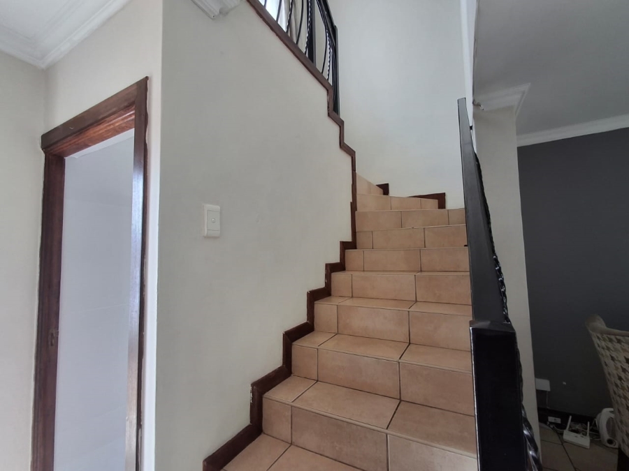 3 Bedroom Property for Sale in Sonneveld Gauteng