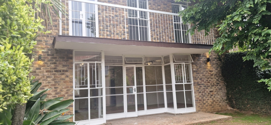 3 Bedroom Property for Sale in Garsfontein Gauteng