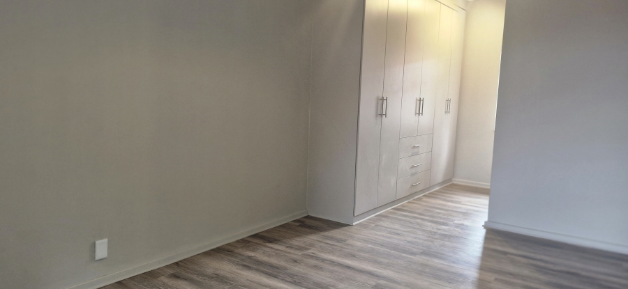 3 Bedroom Property for Sale in Garsfontein Gauteng