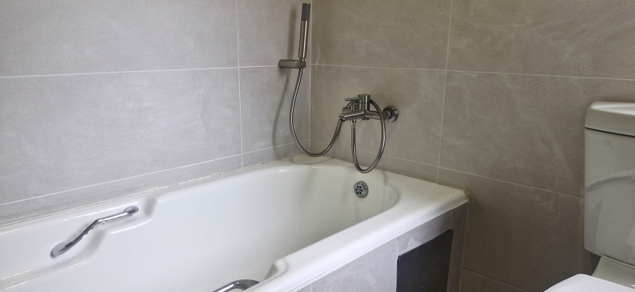 3 Bedroom Property for Sale in Garsfontein Gauteng