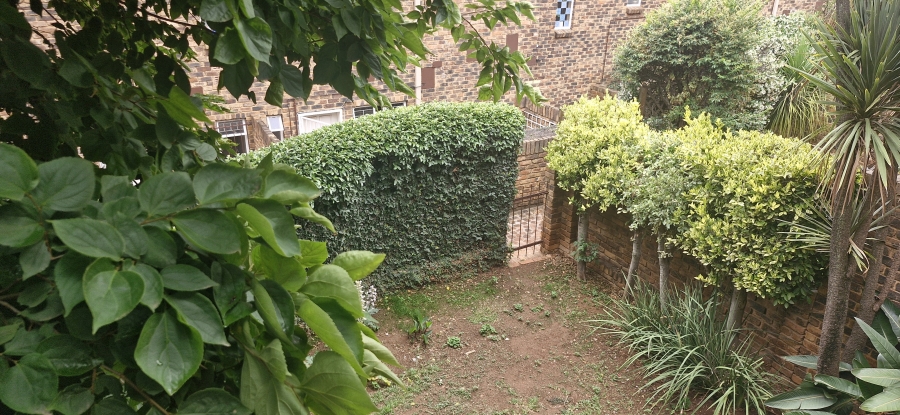 3 Bedroom Property for Sale in Garsfontein Gauteng