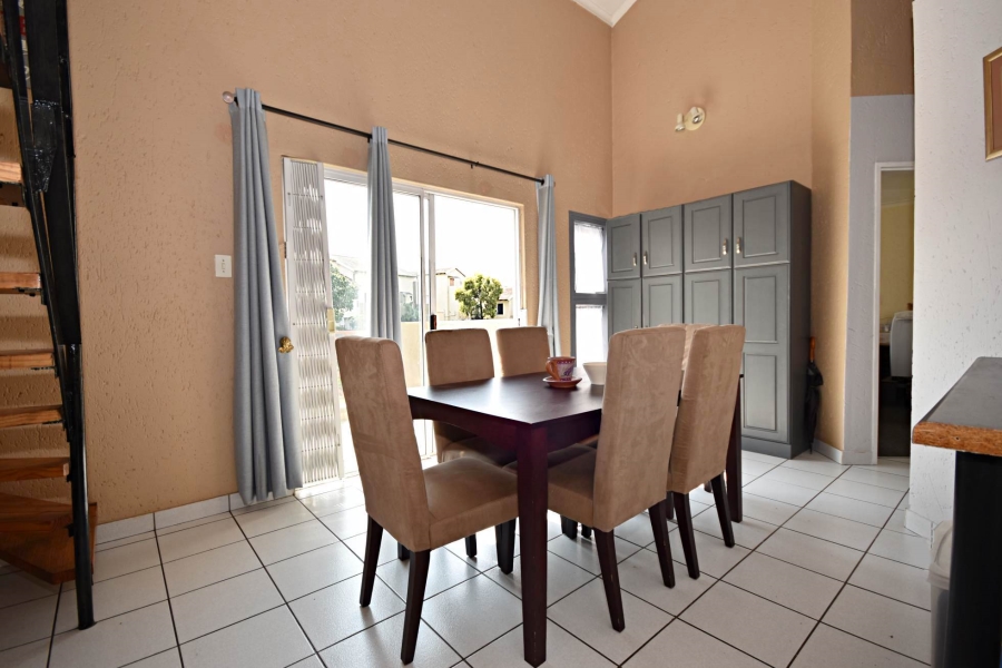 2 Bedroom Property for Sale in Bromhof Gauteng