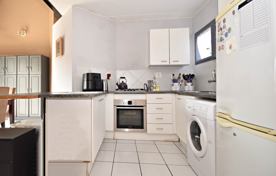 2 Bedroom Property for Sale in Bromhof Gauteng